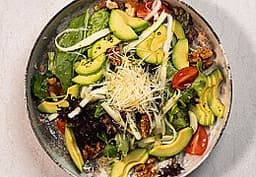 Avokado Salata