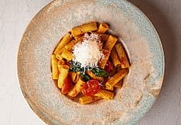 Domates Soslu Tortiglioni